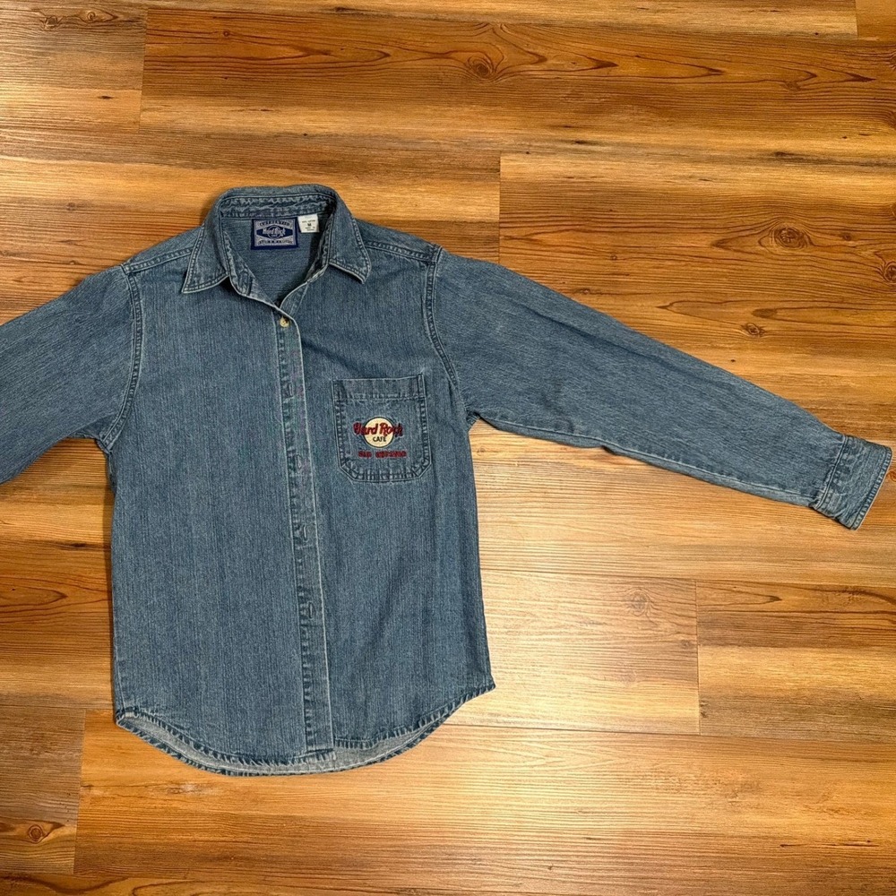 Hard Rock Cafe San Antonio Denim‎ Shirt Medium Blue Embroidered Guitar Mens M